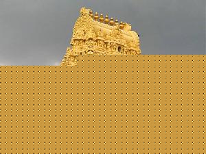 Click image for larger version

Name:	Gopuram.jpg
Views:	1
Size:	53.9 KB
ID:	34845