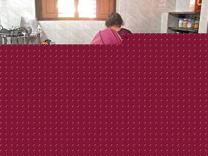 Click image for larger version

Name:	No rest for Mother.jpg
Views:	1
Size:	77.2 KB
ID:	35066