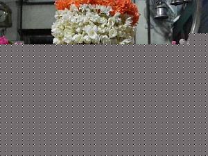 Click image for larger version

Name:	Ponpathirkoodam-Sri-Chaturbuja-Ramar-Temple-Seetha-Kalyanam91.jpg
Views:	1
Size:	128.1 KB
ID:	35521