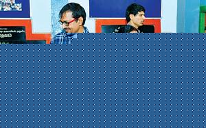 Click image for larger version

Name:	Deepavali-gifts.jpg
Views:	1
Size:	85.4 KB
ID:	35365